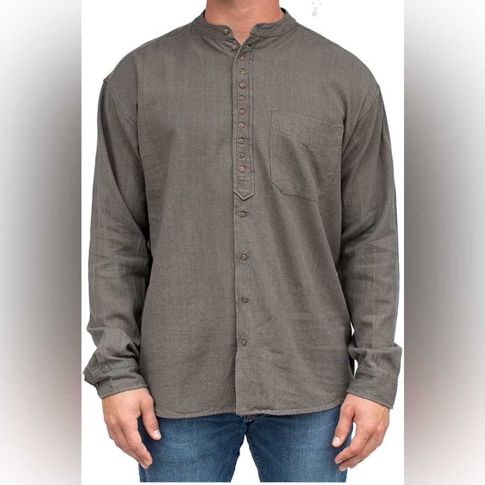 Civilian Heritage Irish Collarless Grandfather Shirt  Medium in Castlerock